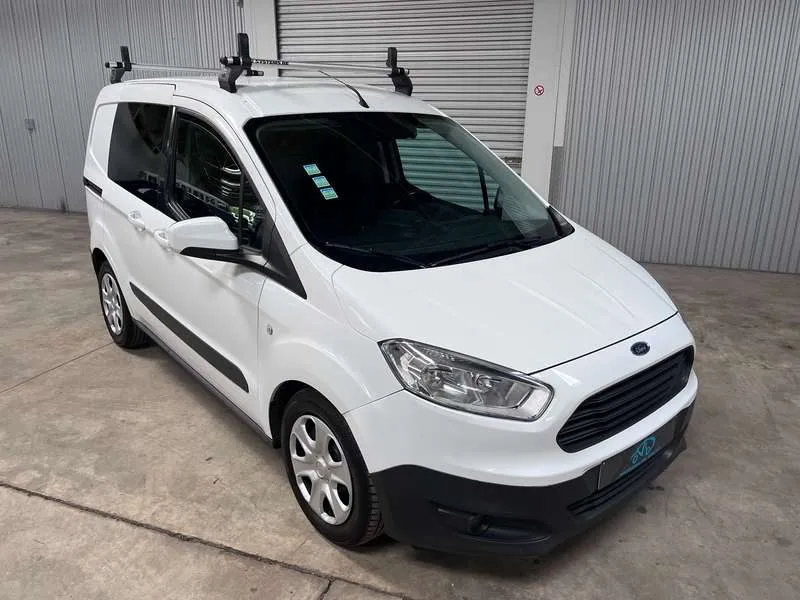 Ford Transit Courier 1.5 TDCi Trend Navi Camera *€ 7.500 NET Image 4