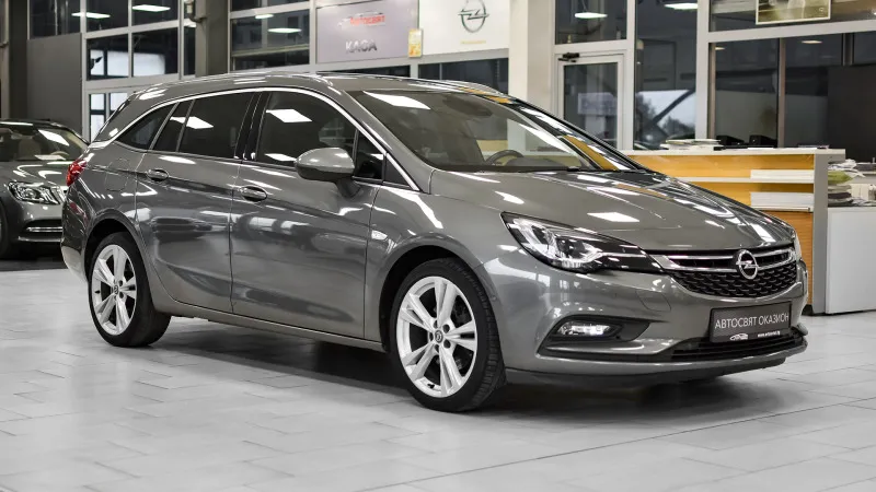 Opel Astra Sports Tourer 1.6 CDTi BiTurbo Innovation Image 5