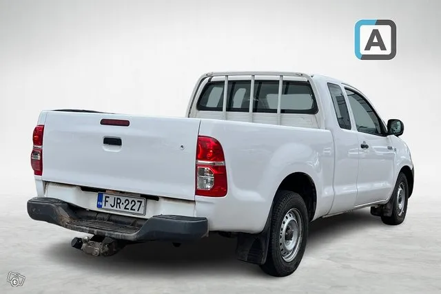 Toyota Hilux Extra Cab 2,5 D-4D 120 DLX, Comfort *Sis Alv* - Image 2