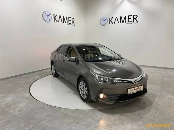 Toyota Corolla 1.6 Advance Image 1